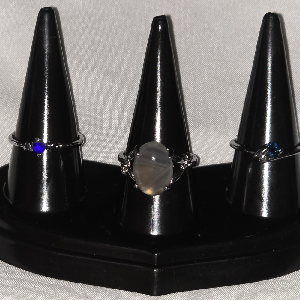 Elegant Silver and Blue Stone Ring Set, Dainty Size 8